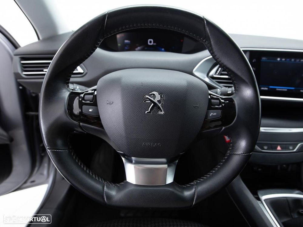 Peugeot 308 SW 1.5 BlueHDi Style - 16