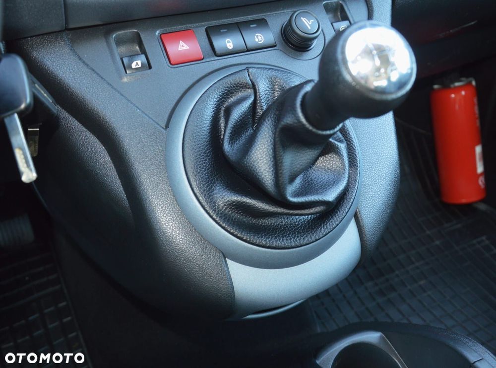 Peugeot Partner 1.6 HDi Active - 19