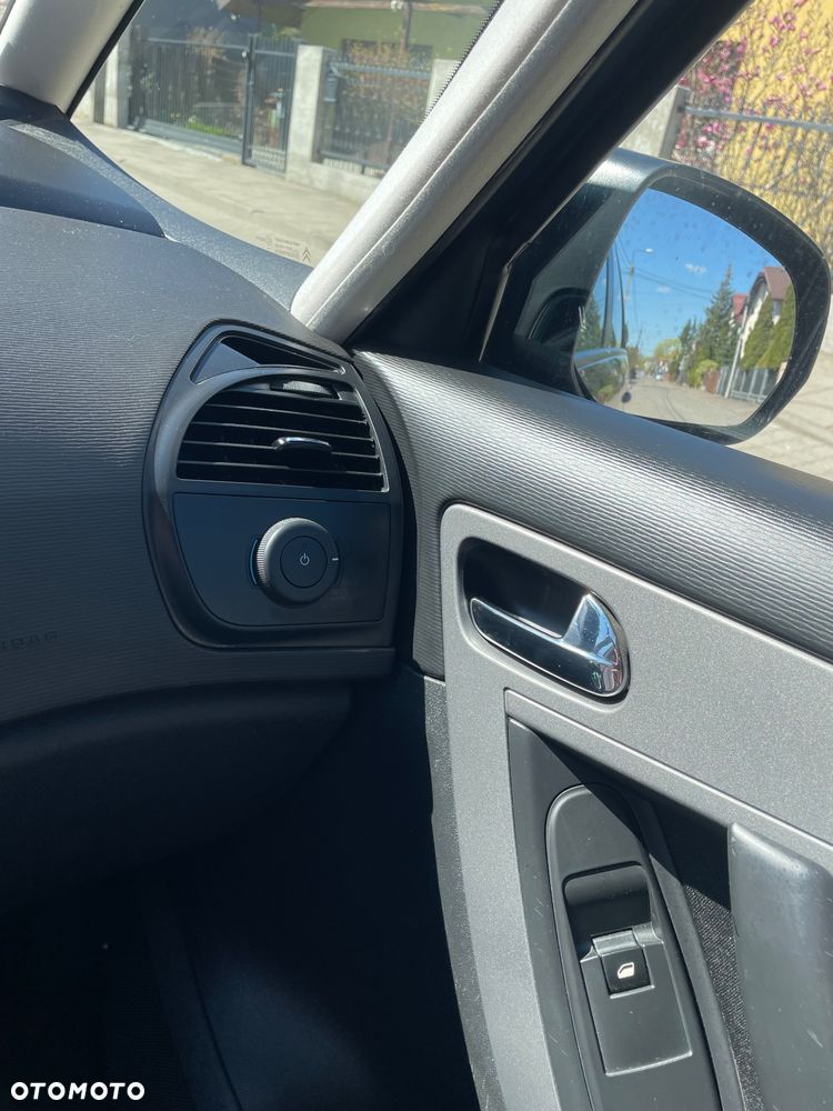 Citroën C4 Picasso VTi 120 Advance - 22