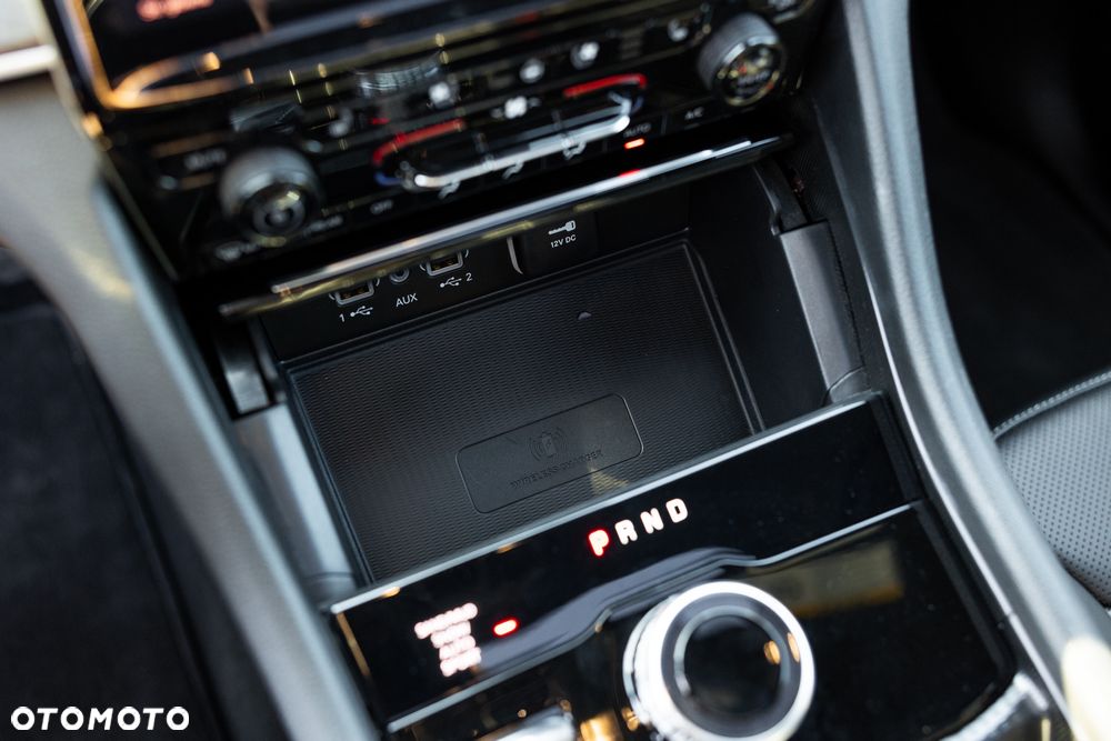 Jeep Grand Cherokee - 17