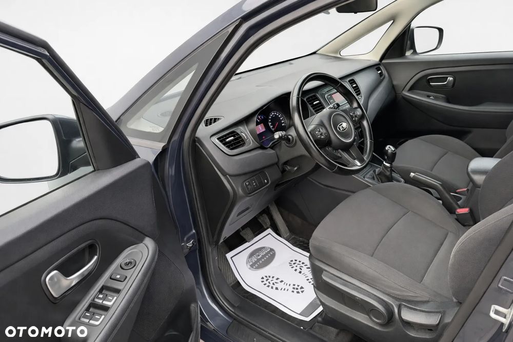 Kia Carens 1.7 CRDi 115 Dream Team Edition - 13