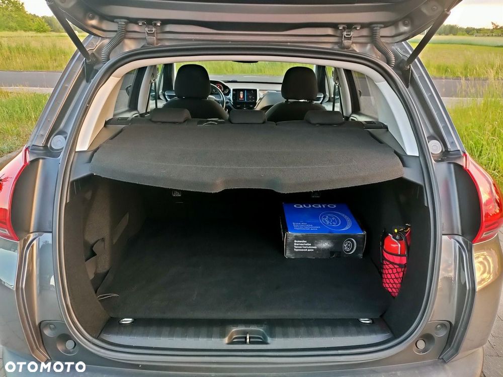 Peugeot 2008 1.6 BlueHDi Style - 15
