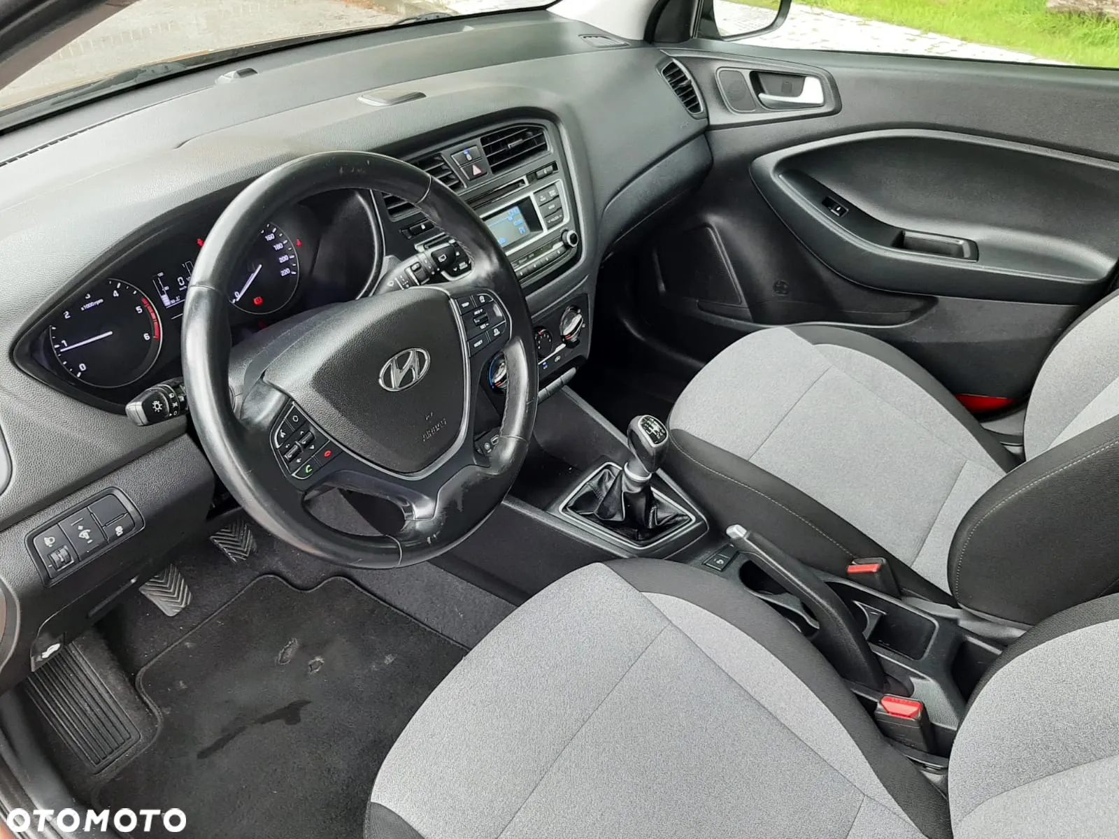 Hyundai i20 1.1 CRDi Elegant - 23