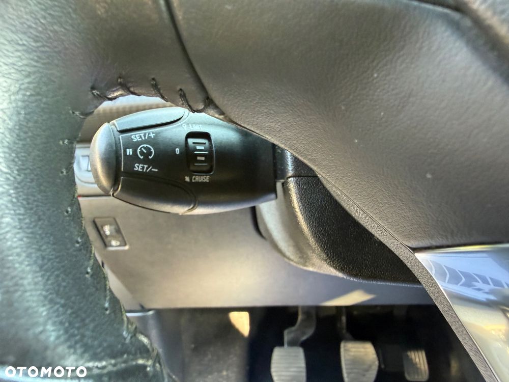 Peugeot 2008 1.2 Pure Tech Active S&S - 39