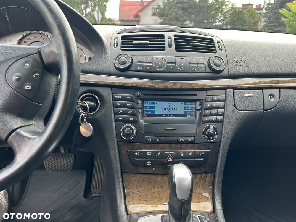 Mercedes-Benz Klasa E 320 CDI Avantgarde - 25