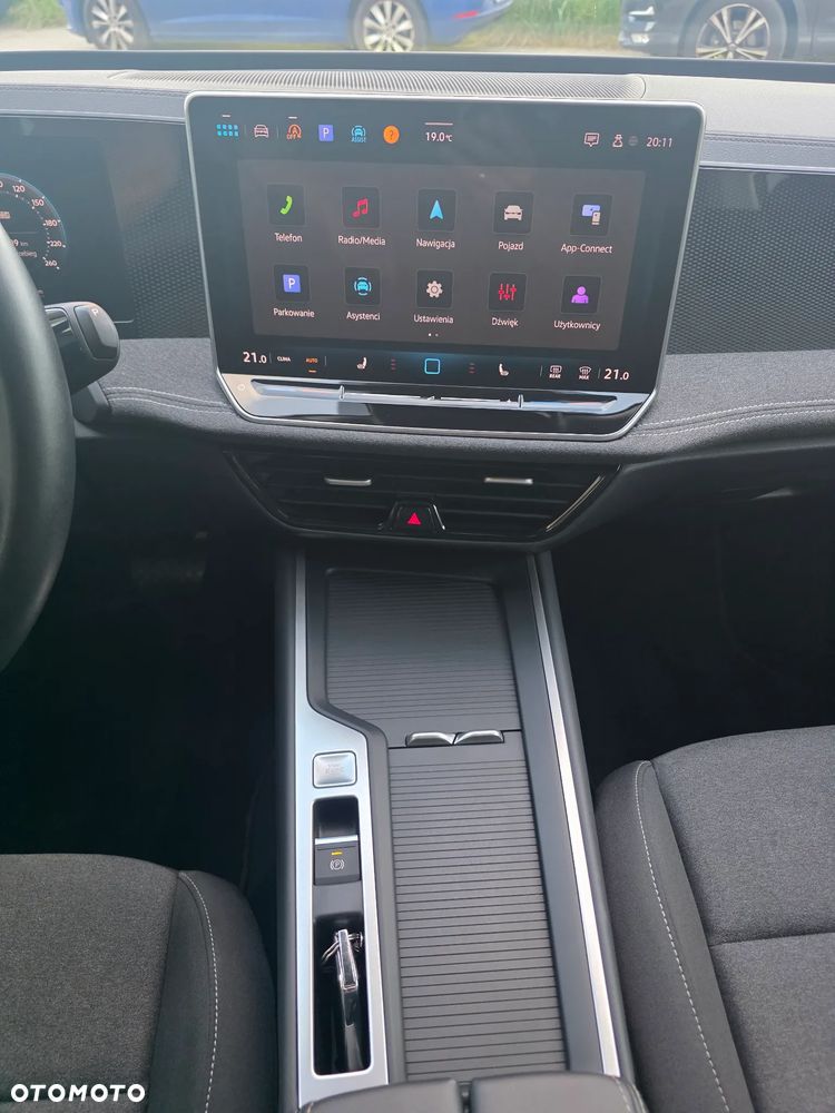 Volkswagen Passat - 26