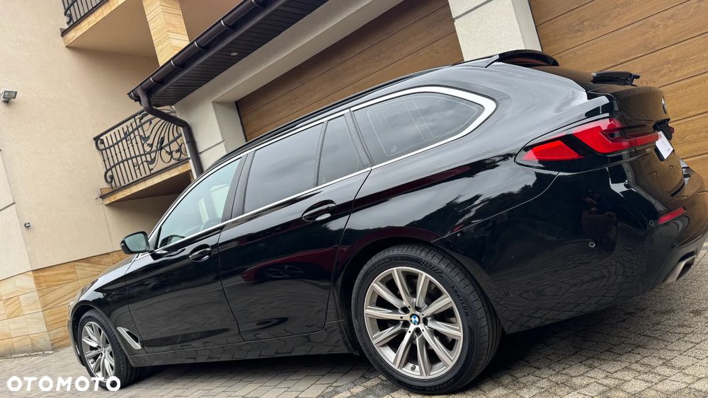 BMW Seria 5 520d Sport Line - 6