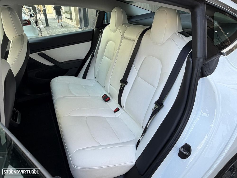 Tesla Model 3 Standard Range Plus RWD - 23