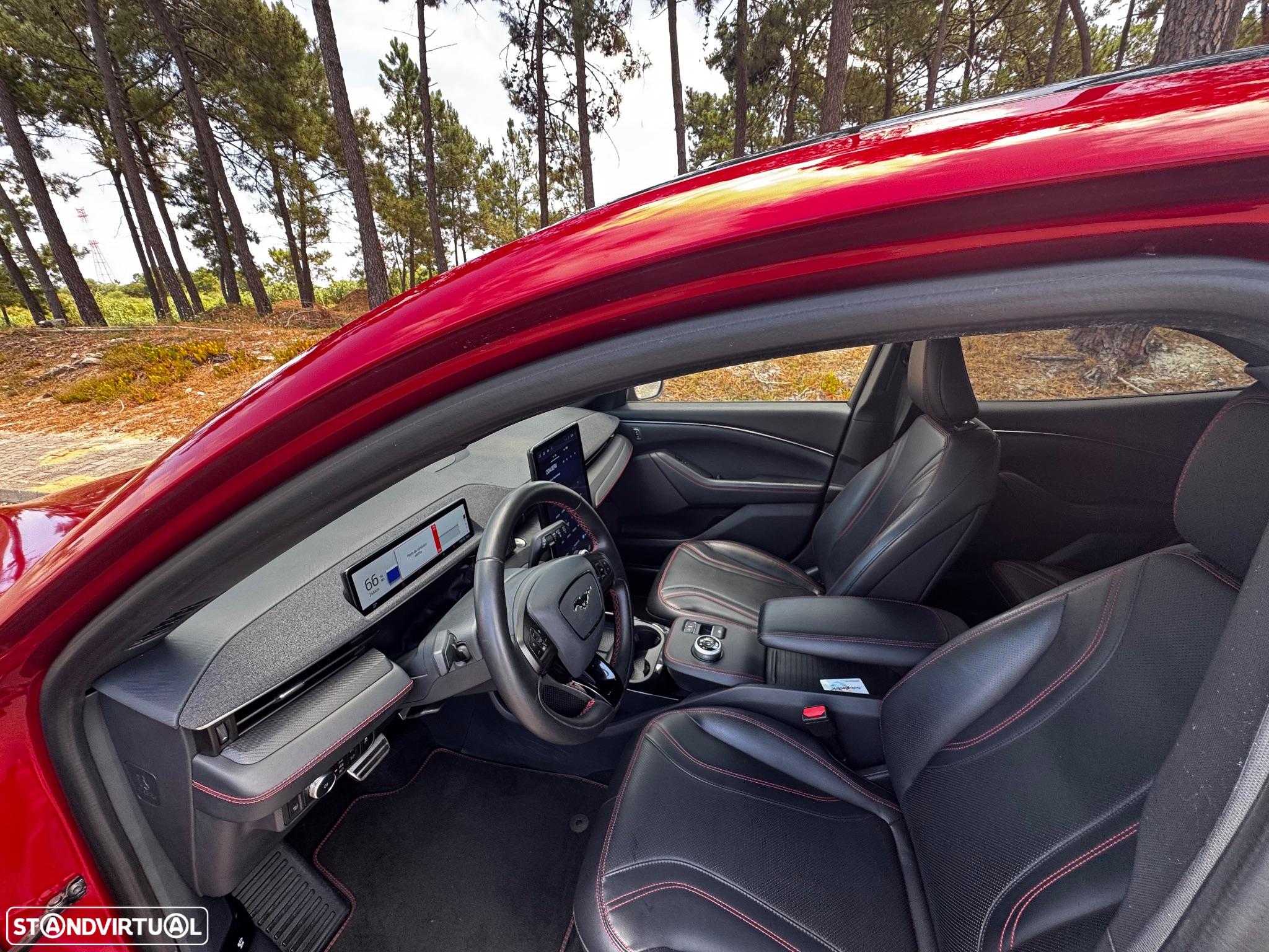 Ford Mustang Mach-E 98.7 kWh Premium AWD - 10
