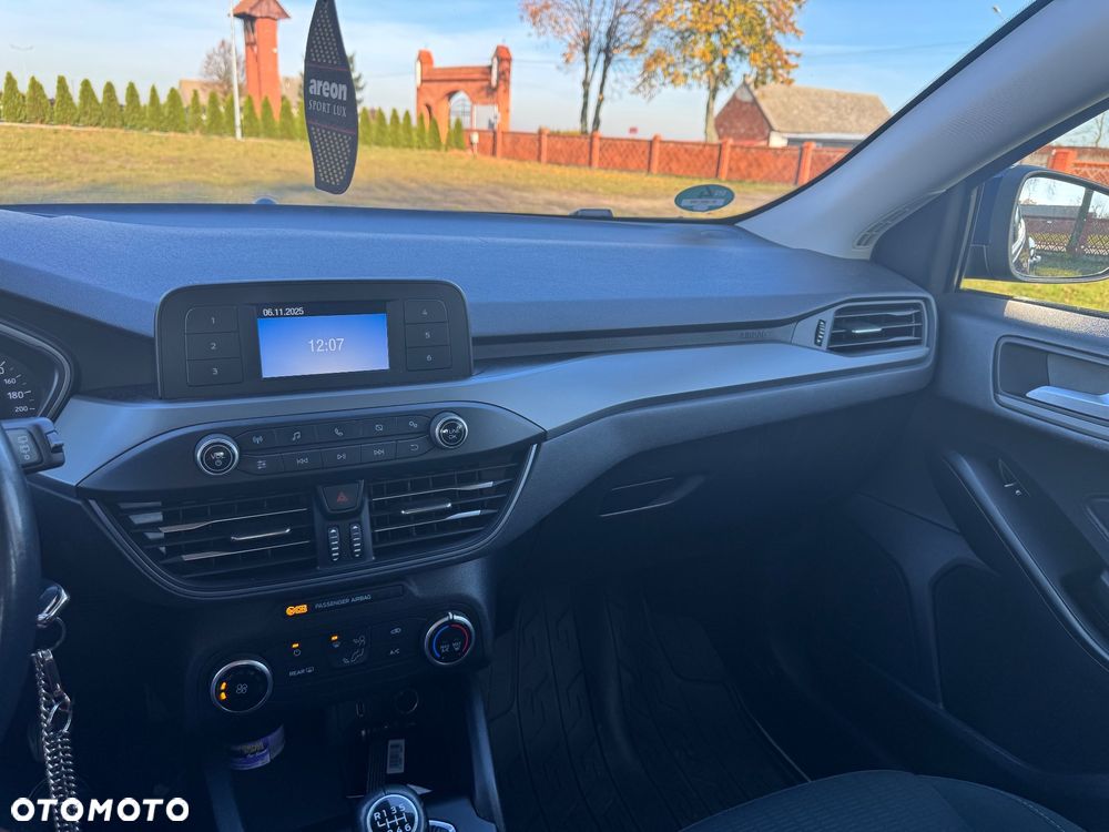 Ford Focus 1.5 EcoBlue Active Business - 25