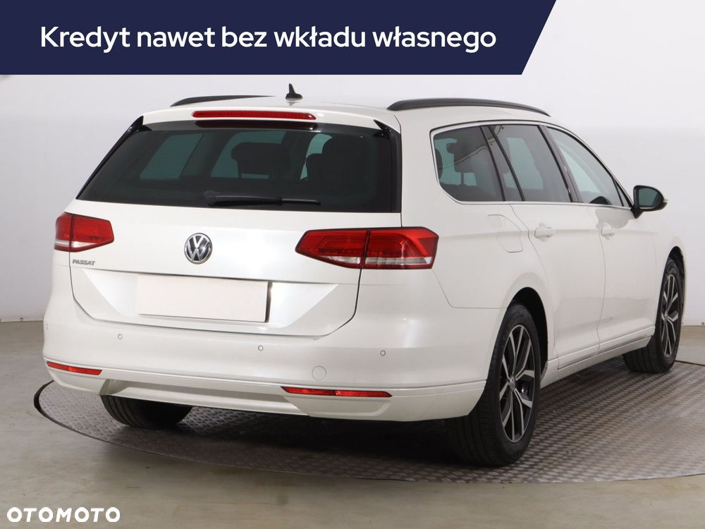 Volkswagen Passat Variant - 7