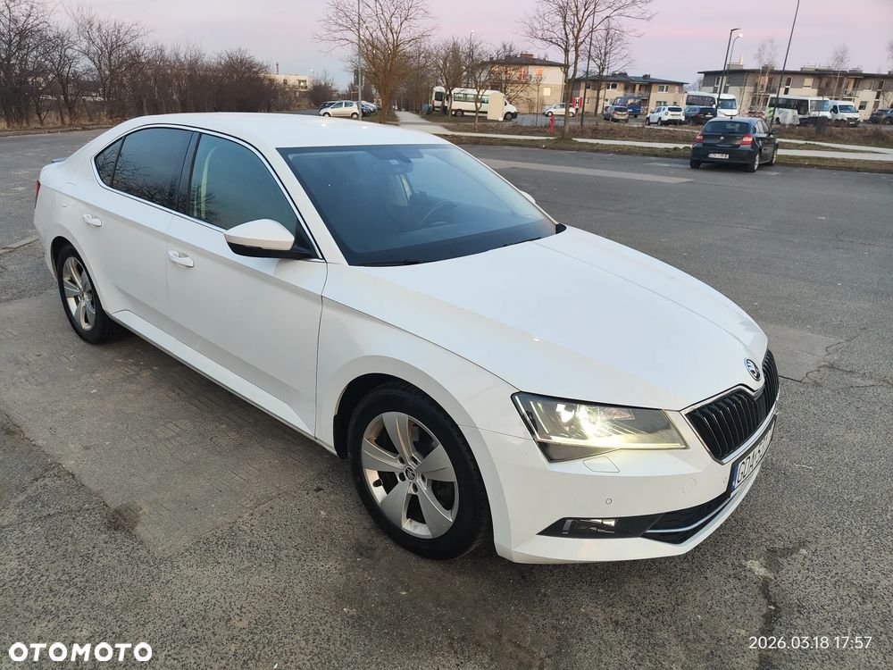 Skoda Superb 1.8 TSI Ambition - 4