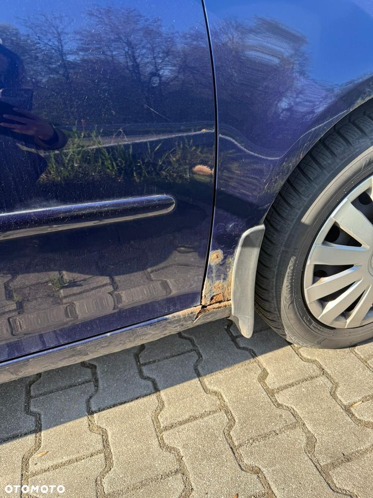 Volkswagen Golf 1.6 FSI Trendline - 6