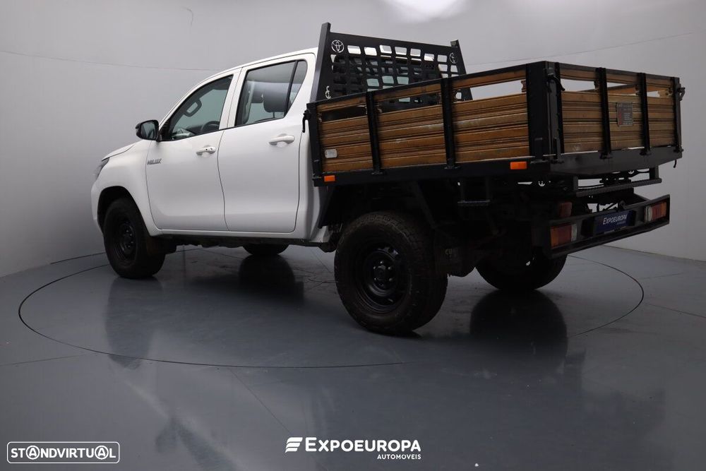 Toyota Hilux 2.4 D-4D 4WD CD CH Aut. - 5