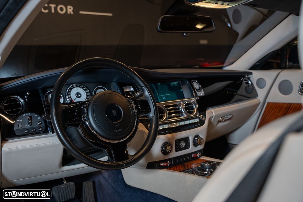 Rolls Royce Wraith Standard - 15