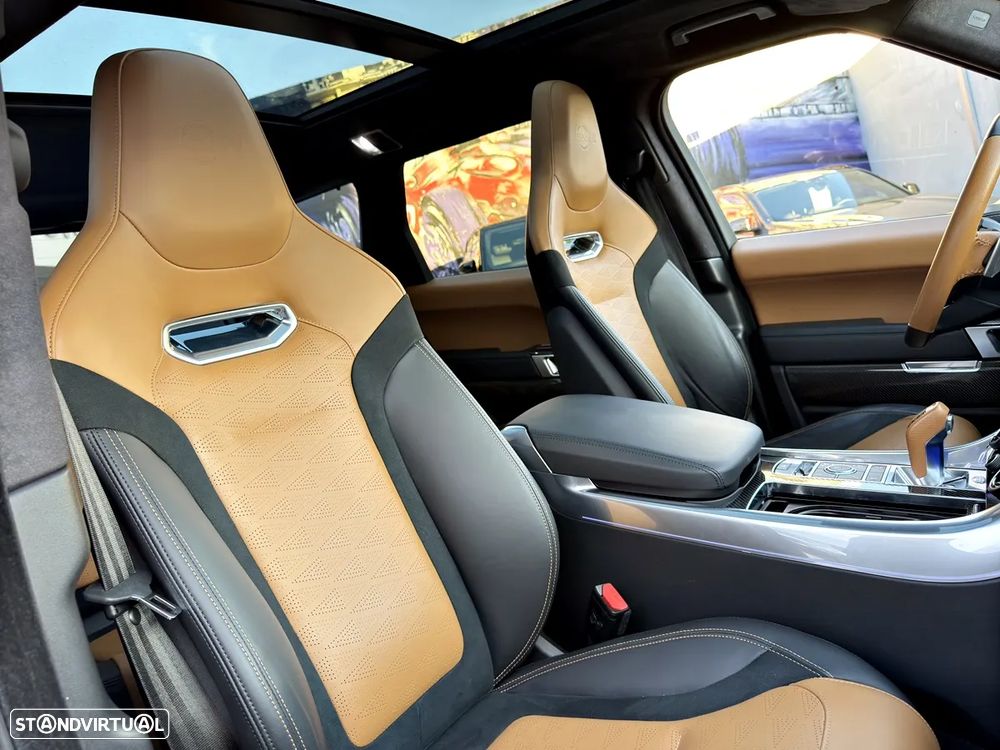 Land Rover Range Rover Sport P575 5.0 V8 SVR Carbon Edition - 35