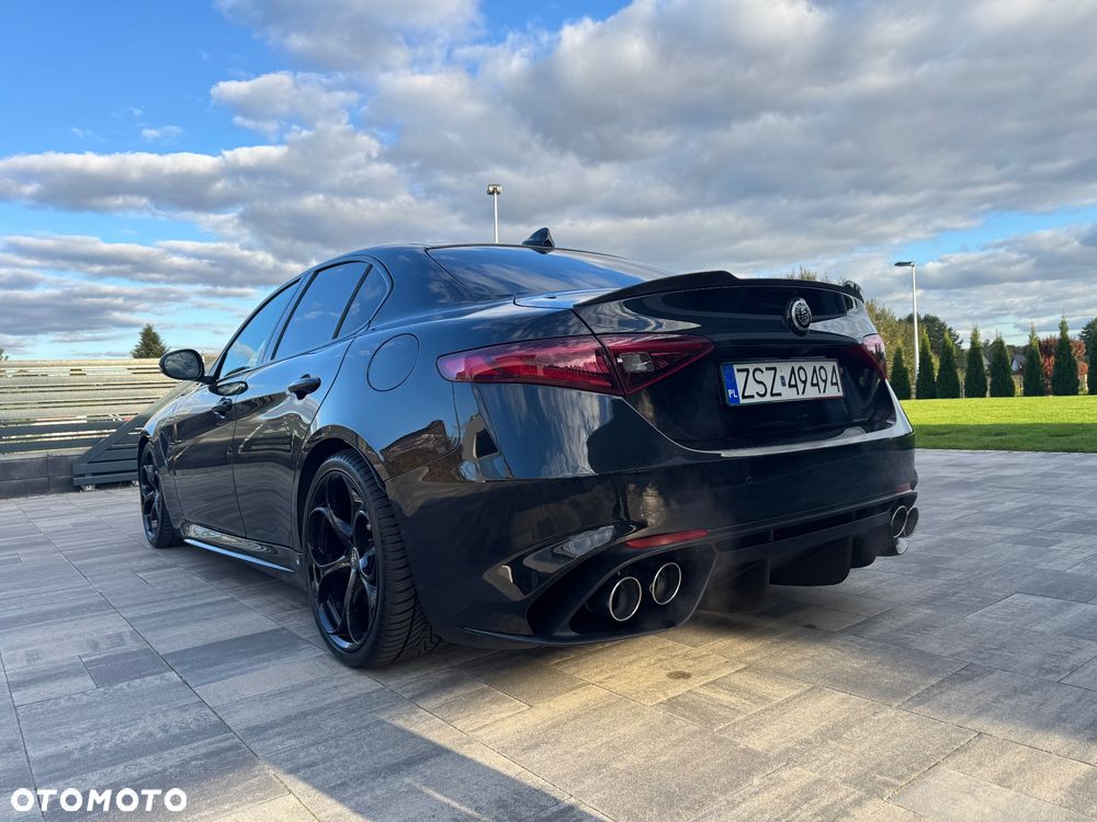 Alfa Romeo Giulia 2.9 Bi Turbo V6 Quadrifoglio - 6