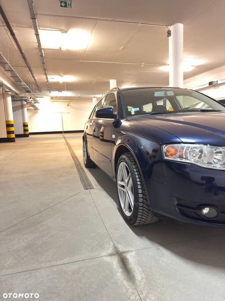 Audi A4 Avant - 4