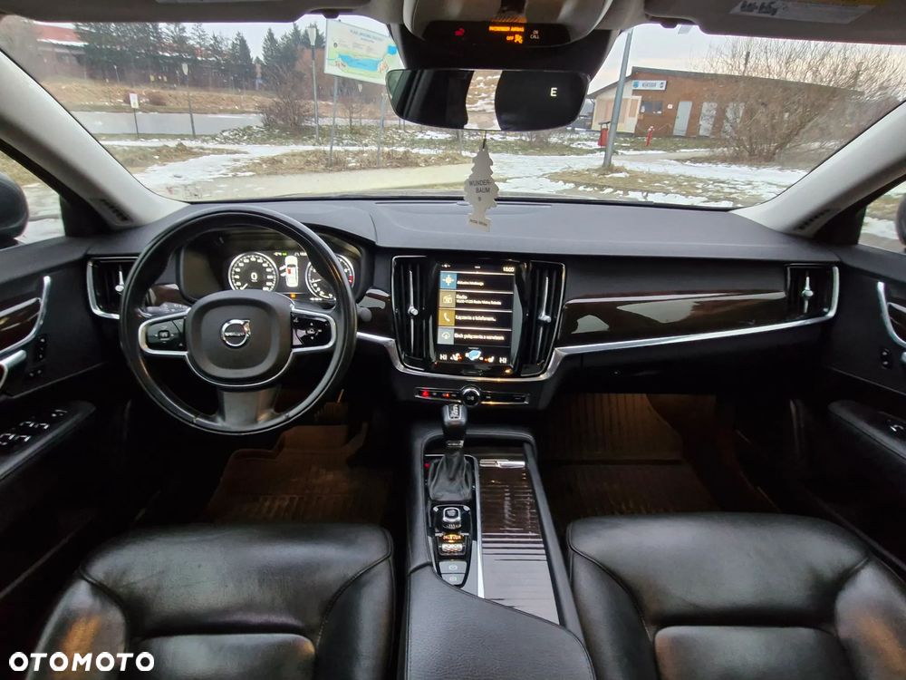 Volvo S90 T5 Momentum - 4