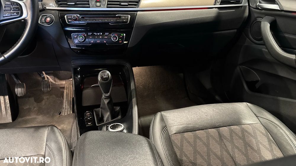 BMW X1 xDrive18d xLine - 11