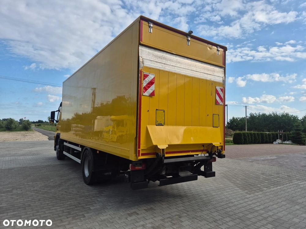 Volvo FM 330 4X2 - 6