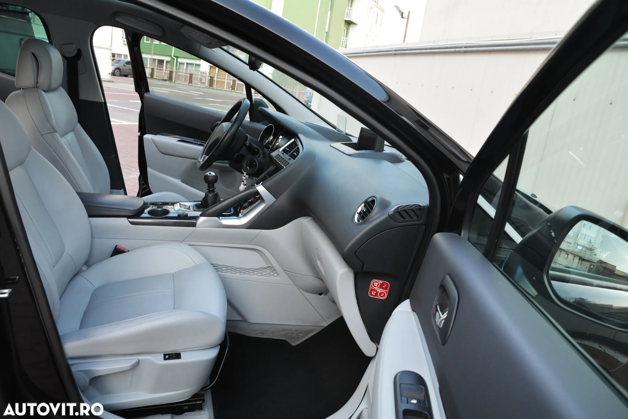 Peugeot 3008 155 THP Premium - 10