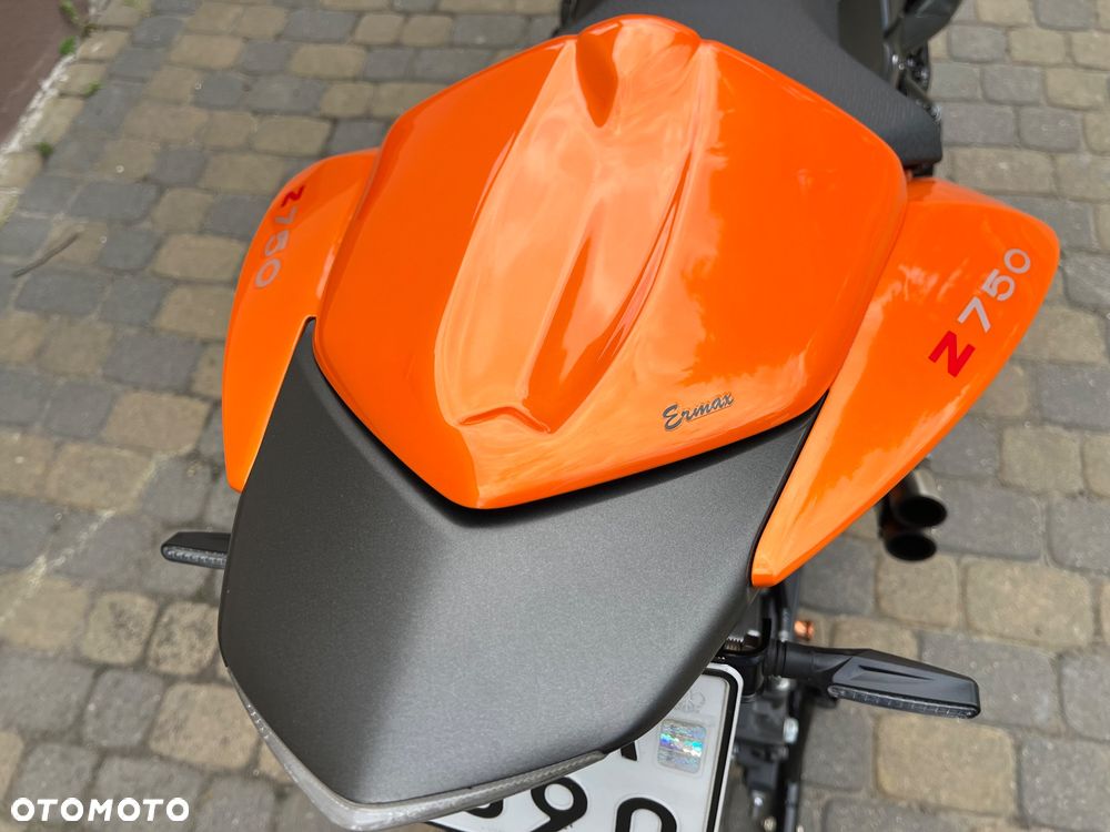 Kawasaki Z - 32