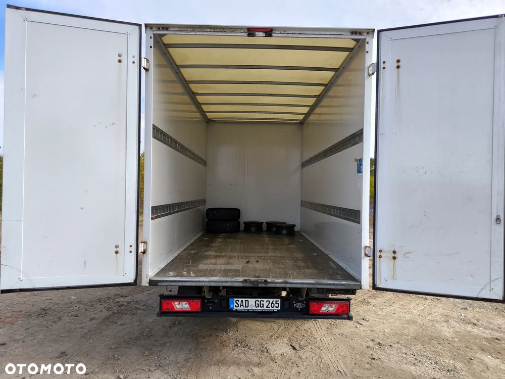 Ford TRANSIT - 21