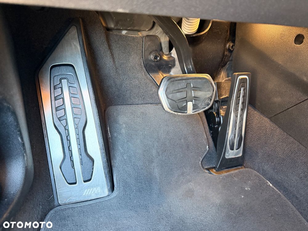 BMW Seria 1 118i M Sport - 10