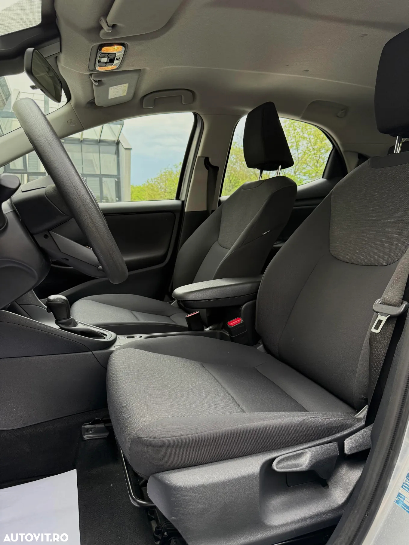 Toyota Yaris 1.5 VVT-i HSD Dynamic - 16