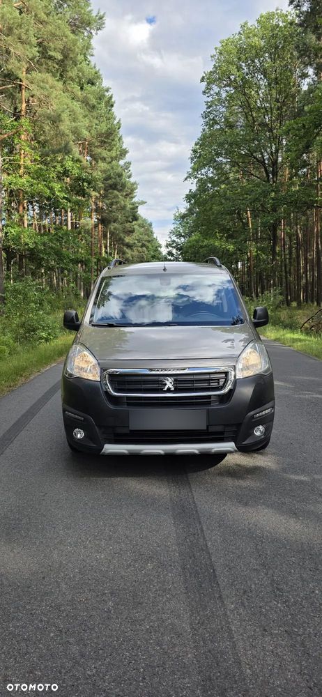 Peugeot Partner 1.6 BlueHDi Outdoor S&S - 2