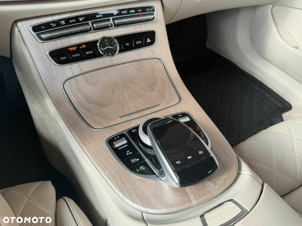 Mercedes-Benz Klasa E - 30