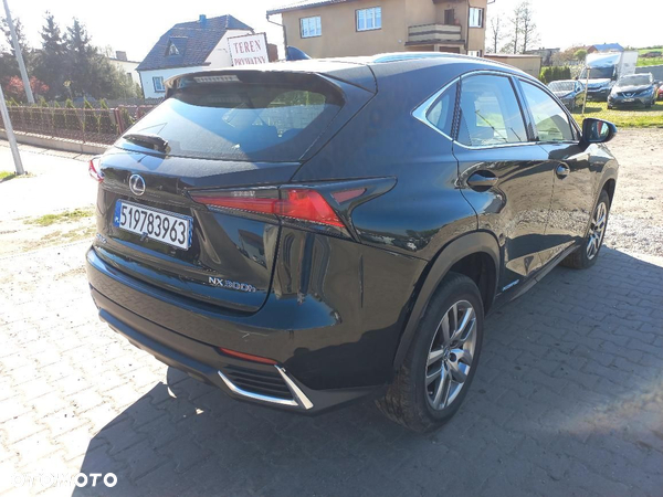 Lexus NX 300h Executive Line