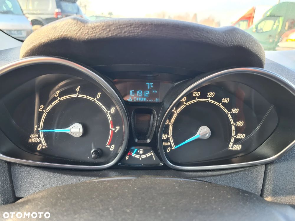 Ford Fiesta 1.25 Celebration - 11