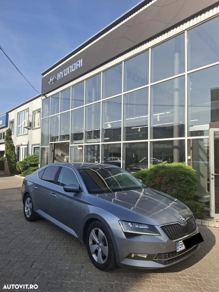 Skoda Superb 2.0 TDI DSG Style - 16