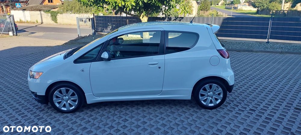 Mitsubishi Colt - 22