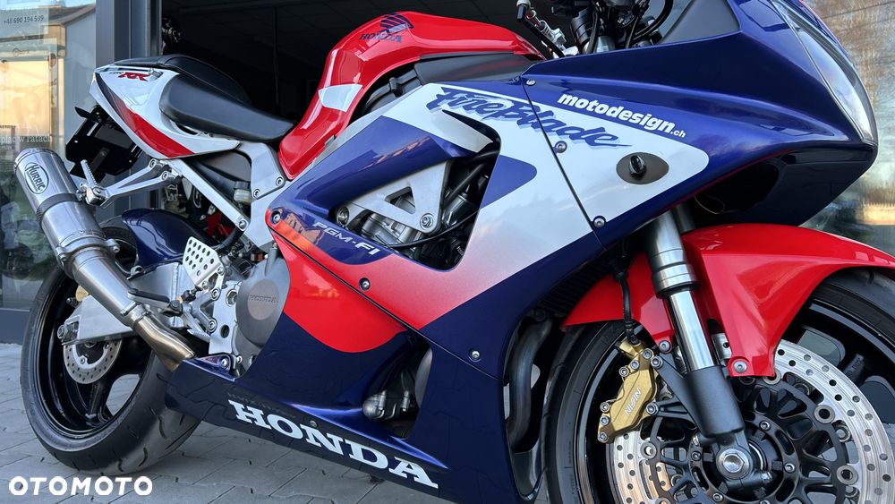 Honda CBR - 13