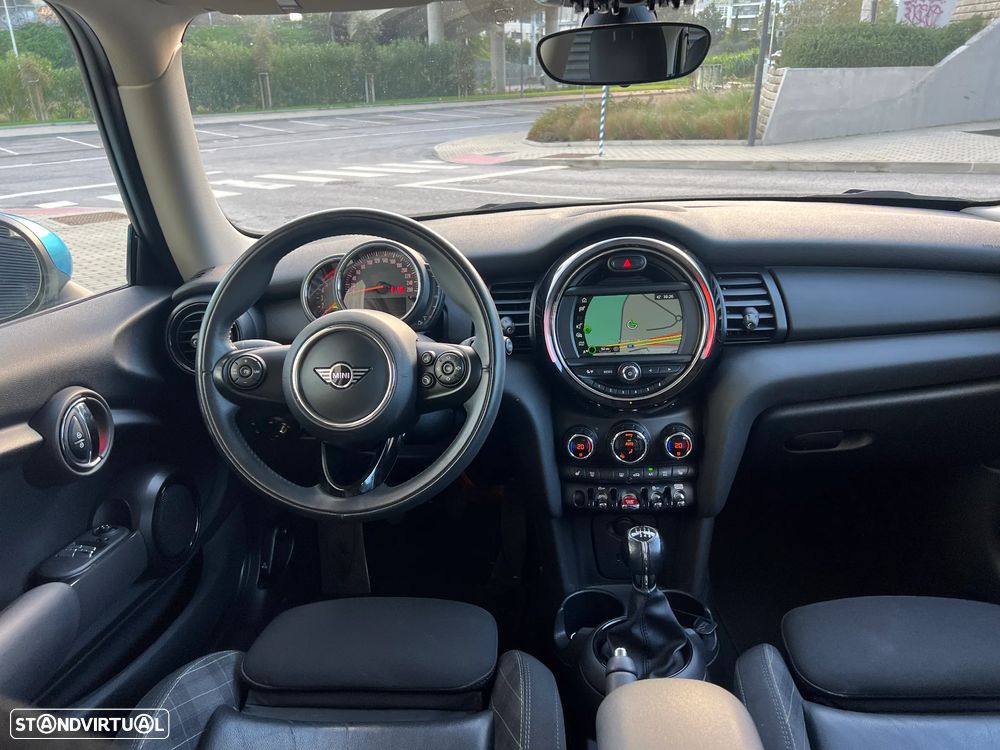 MINI 3 Portas One D - 11