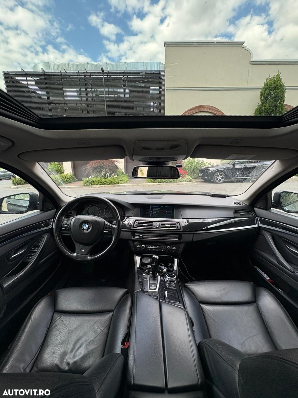 BMW Seria 5 520d Aut. Luxury Line - 13