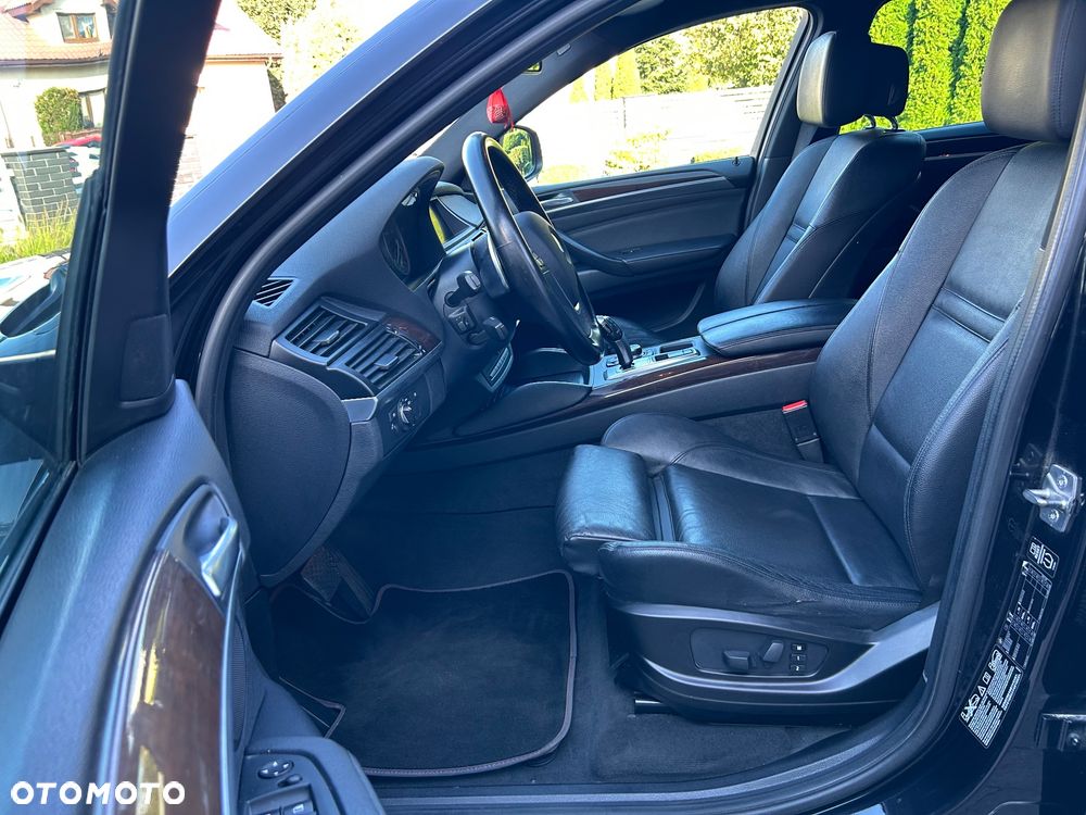 BMW X6 xDrive30d - 11