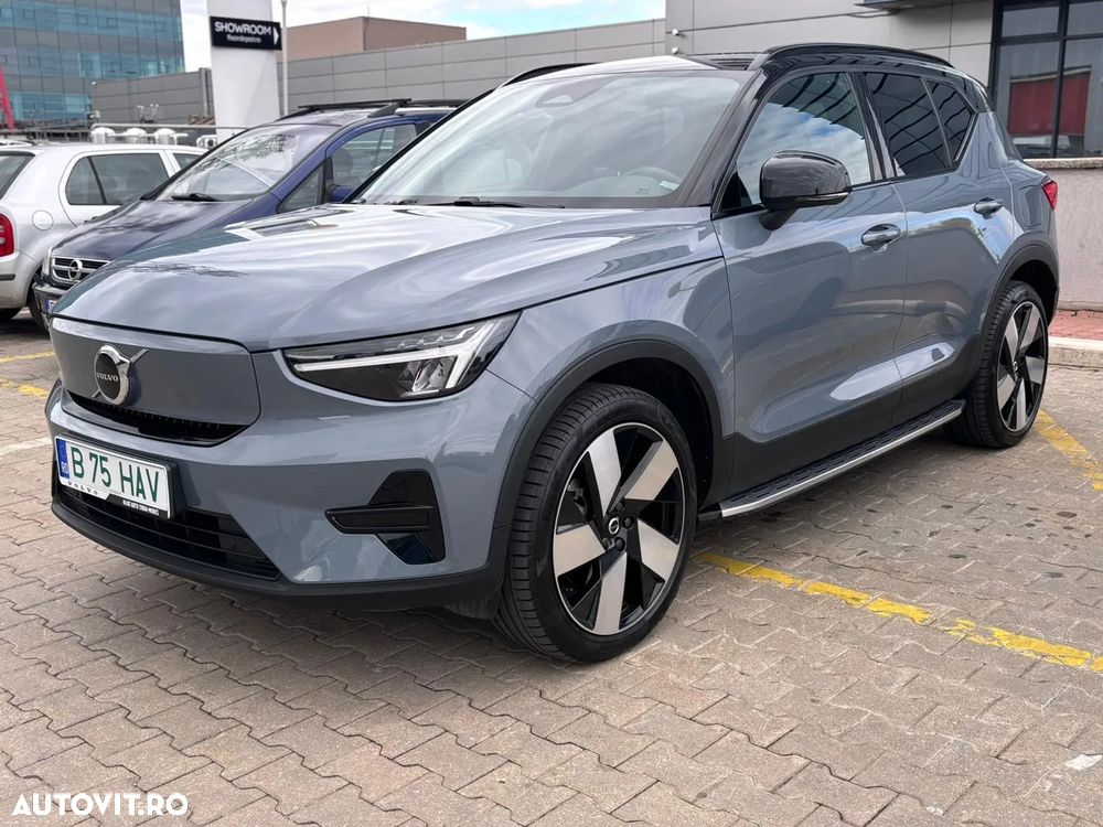 Volvo XC 40 Recharge Twin Motor AWD Plus - 1