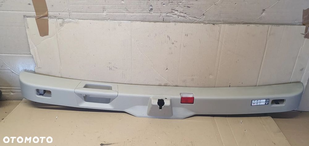 Tapicerka osłona klapy bagażnika Mercedes GL X166 W166 A1667400272 - 1