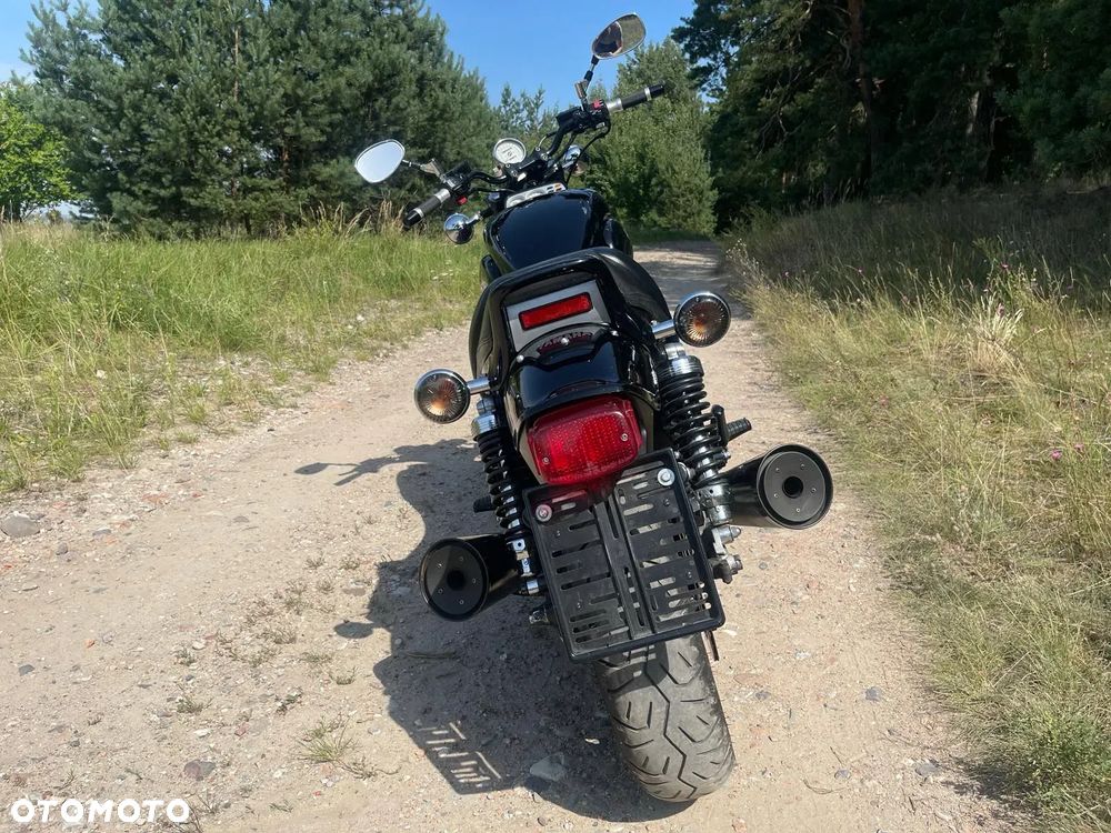 Yamaha V-MAX - 6