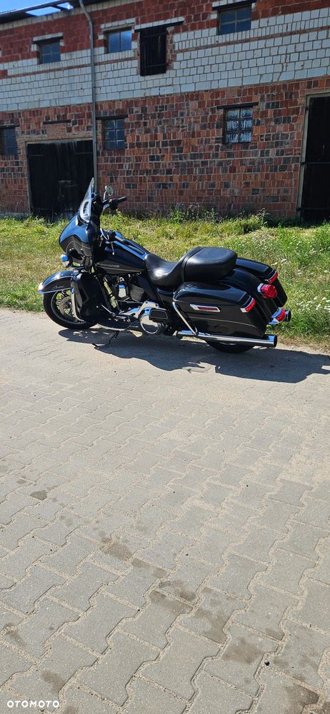 Harley-Davidson Touring Electra Glide - 11