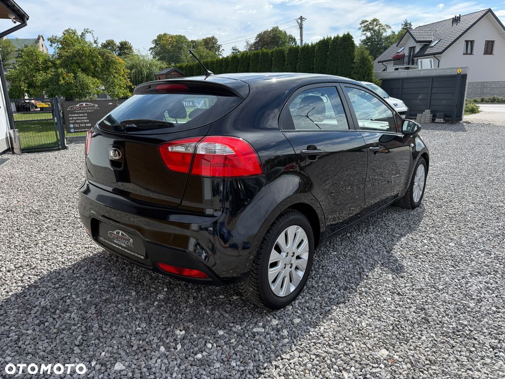Kia Rio 1.4 Business Line - 23
