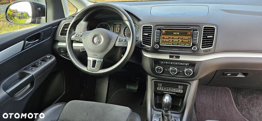 Volkswagen Sharan - 22