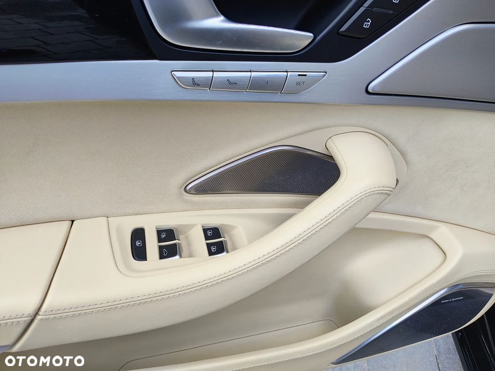 Audi A8 4.2 TDI L Quattro - 10