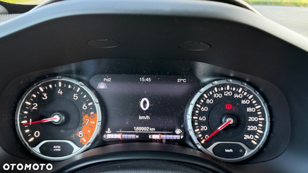 Jeep Renegade - 12
