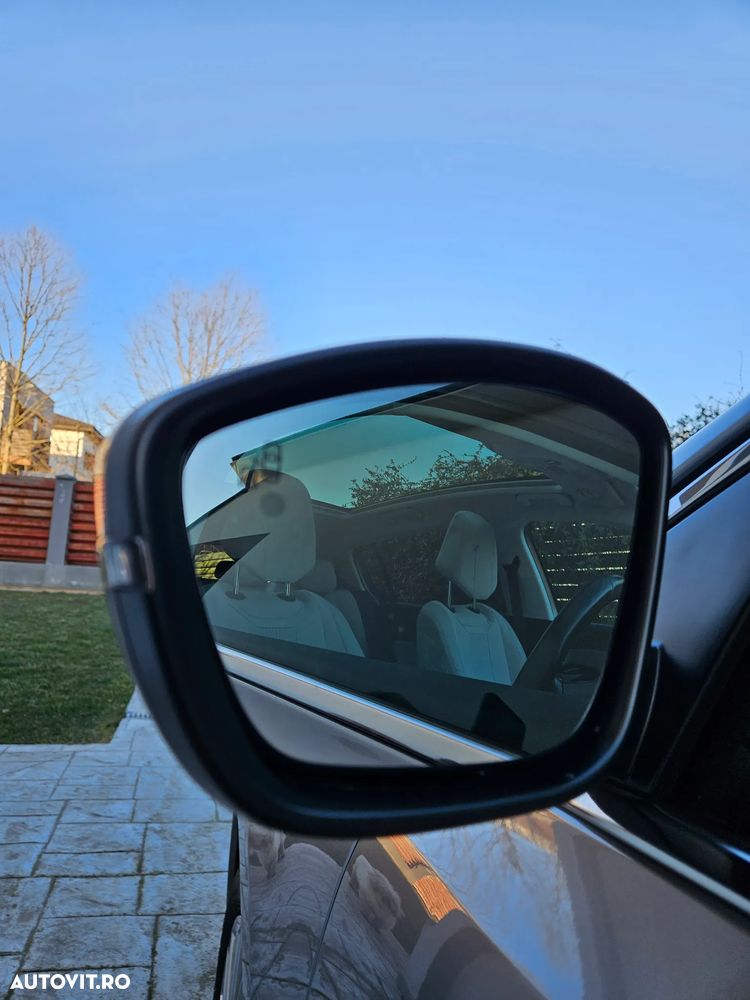 Peugeot 308 1.2 L PureTech Turbo Allure - 18