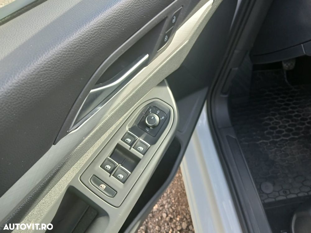 Volkswagen Golf 1.0 TSI Life - 10
